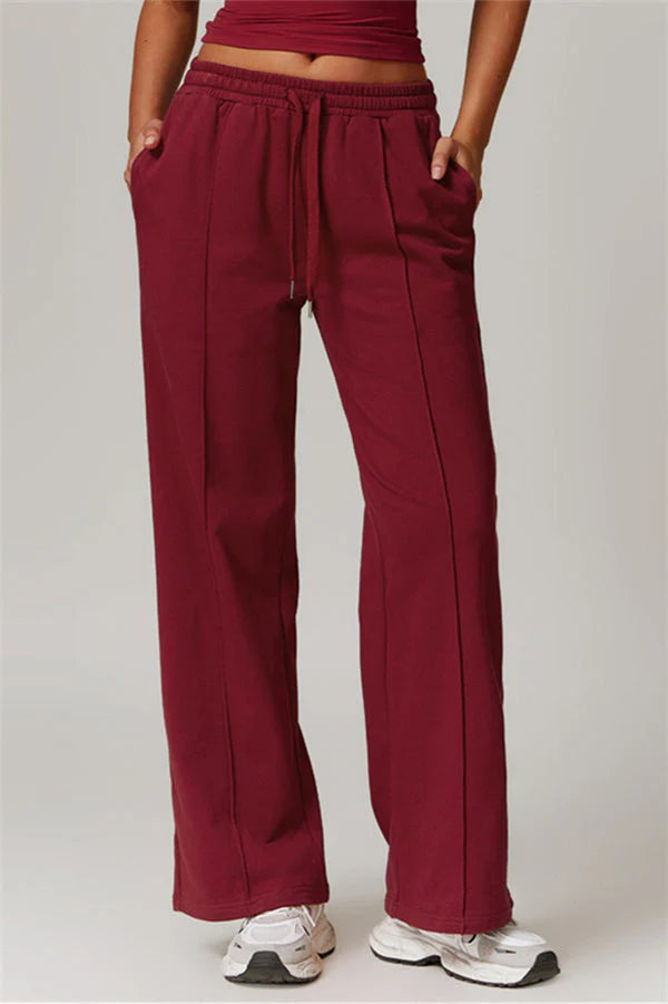 The Motion Crop Top Sweatpants 2-Piece Set
